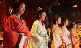 短剧【嫁给乞丐后我母仪天下（54集）黄小再&朱礼仪】介绍